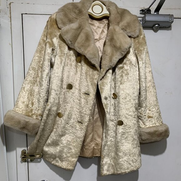 VINTAGE ARISTOCRAT FAUX & REAL FUR DOUBLE BREAST COATS SIZE S - Picture 4 of 13
